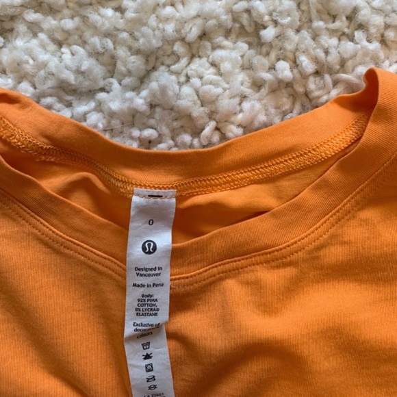 NWT Lululemon Cates Tee - Picture 3 of 5